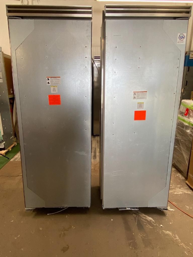 Viking 60” Column Refrigerator & Freezer Set