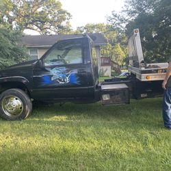 1989 GMC 1 Ton Tow Truck