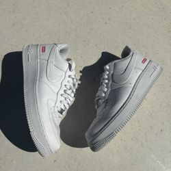 Men's Nike Air Force 1 Low Supreme