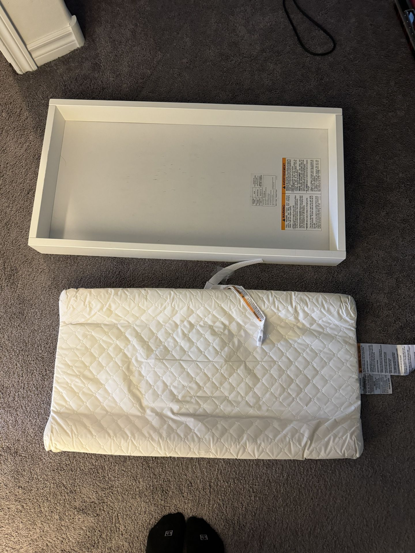 Infant Changing Tray And Mattress 
