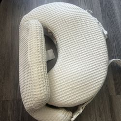 Nursing Pillow 