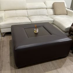 Center ottoman table / Mesa otomana tapizada