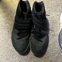 Kyrie 2 Size 11