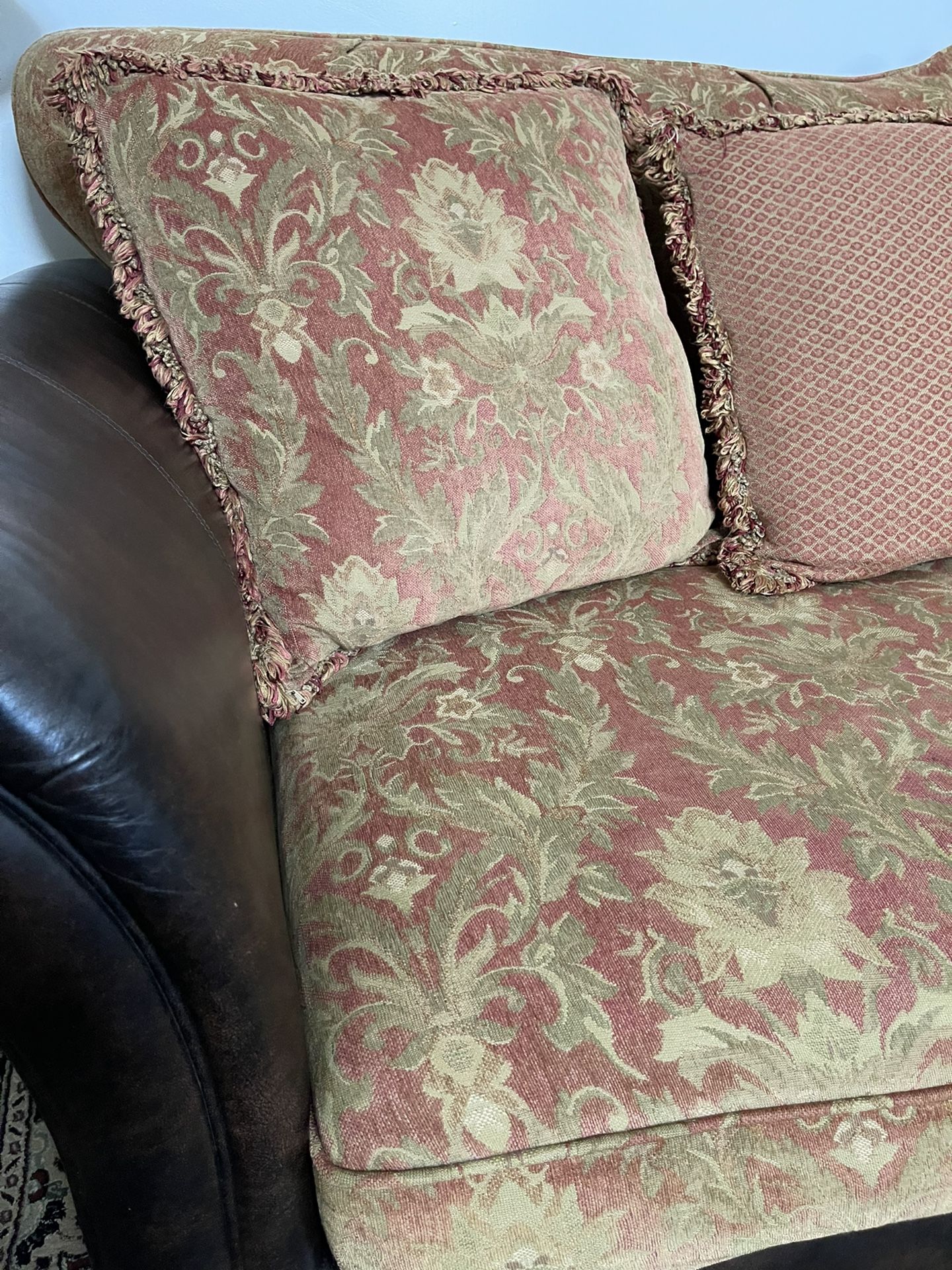 Very Much Clean and Pet smoke free home 