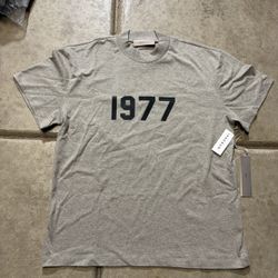 1977 Essential Tee Dark Oatmeal