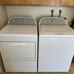 Whirlpool Washer & Dryer Set