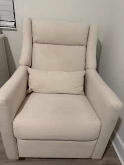 Babyletto Kiwi Plus Electric Recliner Glider