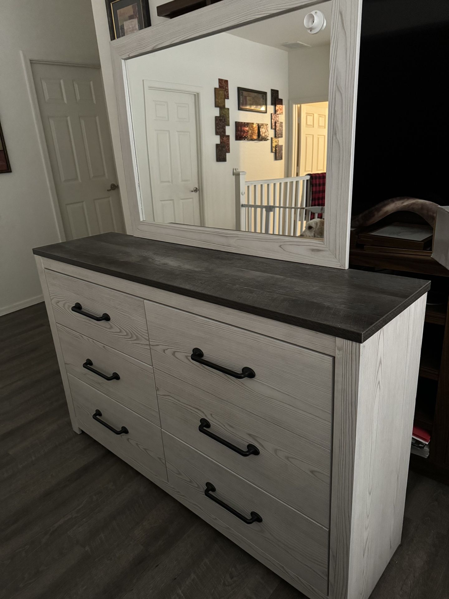 Sturdy Wood Grey Dresser with Mirror 