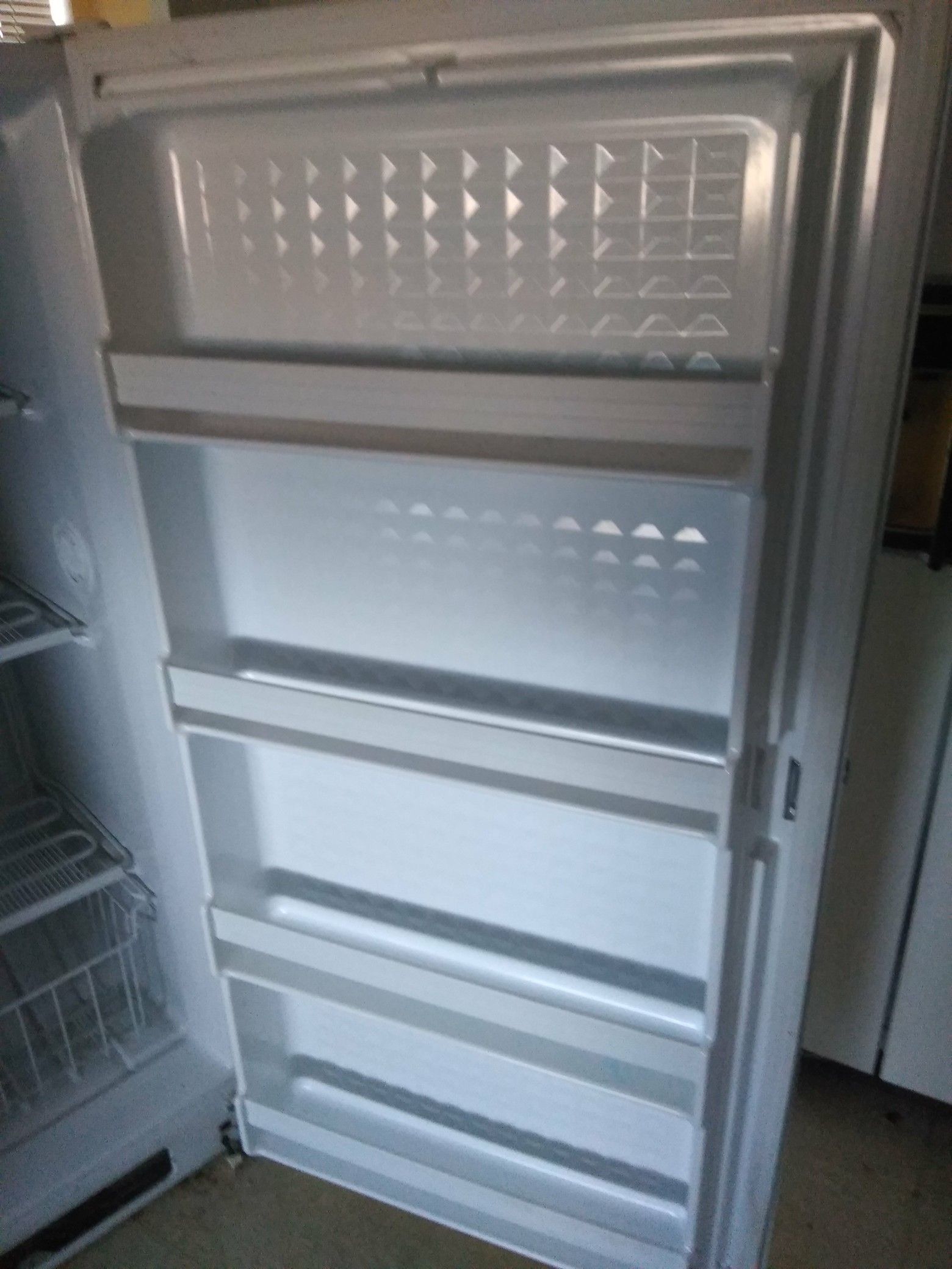 Whirlpool deep freezer