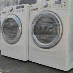 Front loader Lg washer And gas Dryer Set 