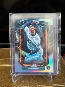 Roki Sasaki Rookie Card Topps Chrome