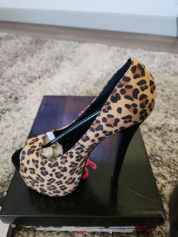 Eye candy leopard stilettos