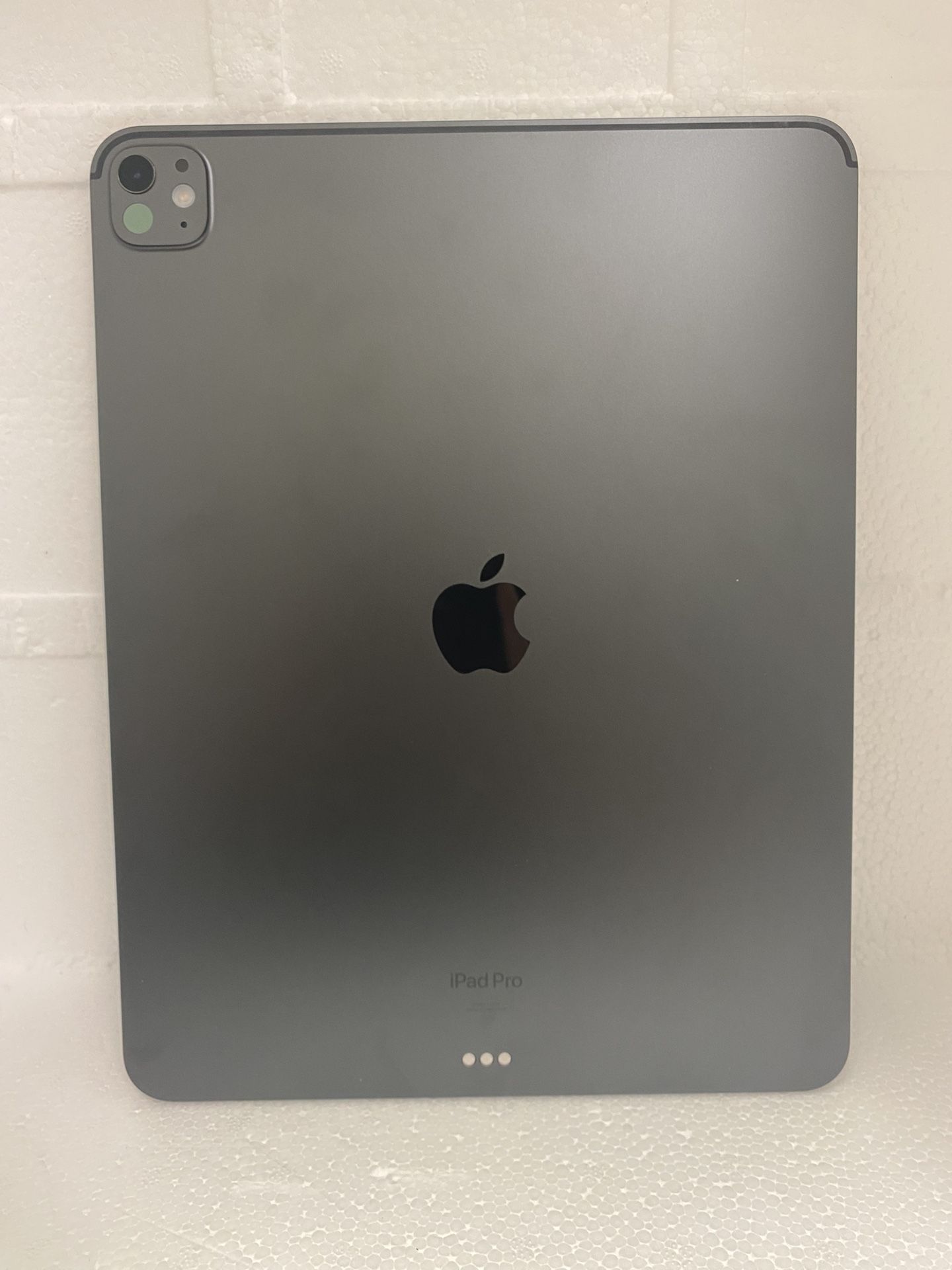🍎 iPad Pro 13” M4 512GB WiFi Bulverde Rd