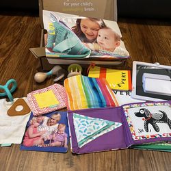Lovevery The Charmer Box 3-4 Months