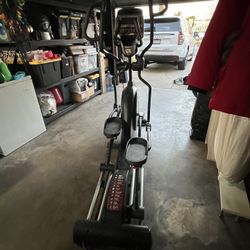 Sole E35 Elliptical Machine