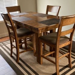 Dining Table w/leaf + 4 Chairs + 2 Barstools + Large Rug + Placemats 