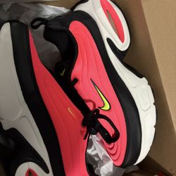 Nikes (never Worn Still New ) Size 9