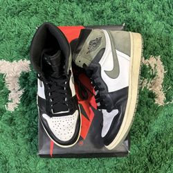 Nike Air Jordan 1 Clay Green Size 9.5