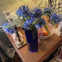 Beautiful Artificial Blue Flowers For Your Vase