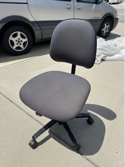 Roller chair