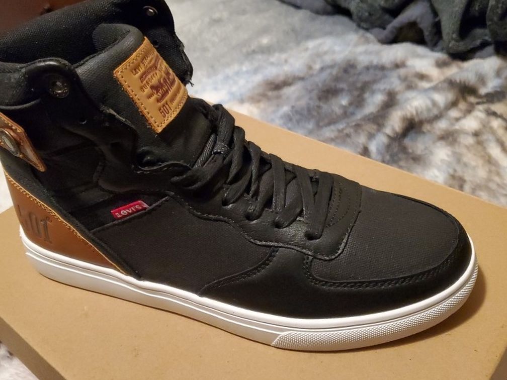 Levi's Jeffrey HI 501 CORE Black/tan Shoe (10 Size) for Sale in Inver Grove  Heights, MN - OfferUp