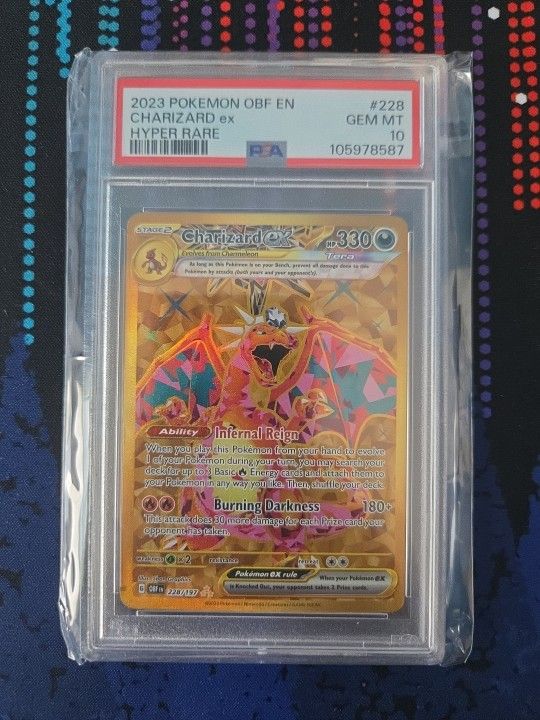 PSA 10 Charizard 228