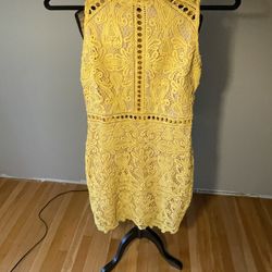 Lulu’s yellow lace sleeveless dress dress size extra small