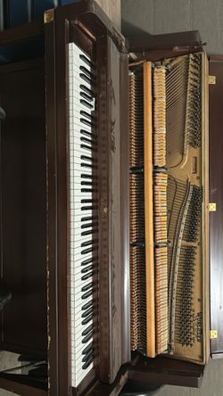 Wurlitzer Upright Piano