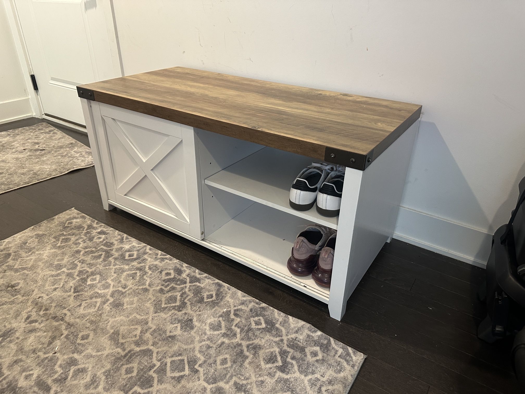 Entryway Bench With Storage