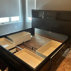 King Storage Bed