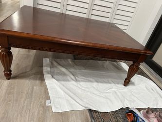 Beautiful Wood Rectangle Table