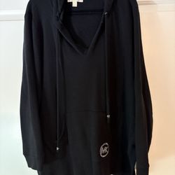 MK BLACK SWEATER