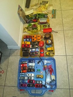 Hot Wheels mixed lot with some old 1:43 scale slot cars