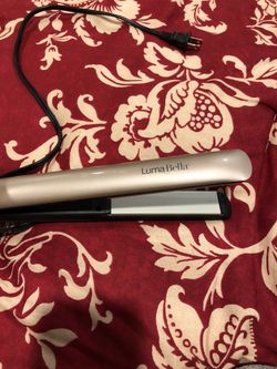 Luma Bella Hair straightener