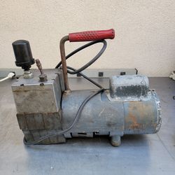 1681 - ROBINAIR MODEL 15001 VACUUM PUMP