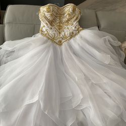 White And Gold Ball Gown Size 12