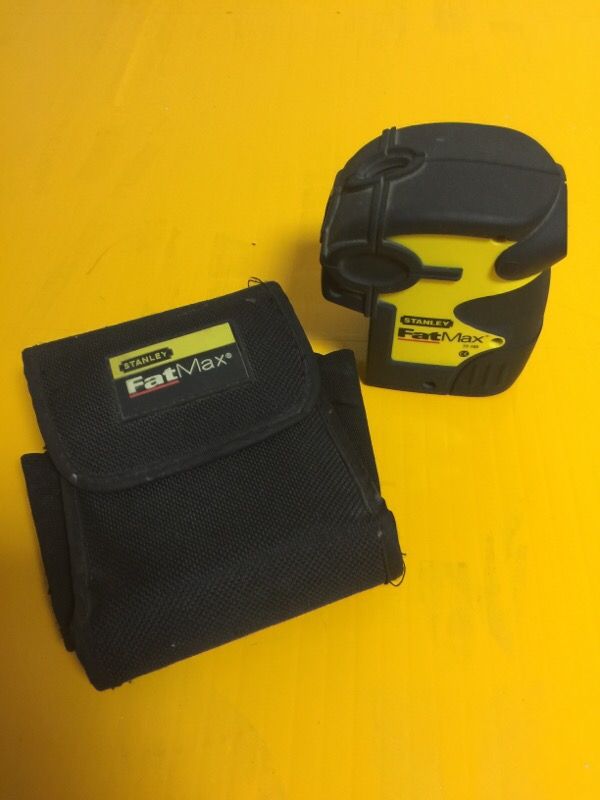 STANLEY Fat Max - PB 77-189 Self Leveling Laser Plumb Bob - W CASE - EXCELLENT CONDITION