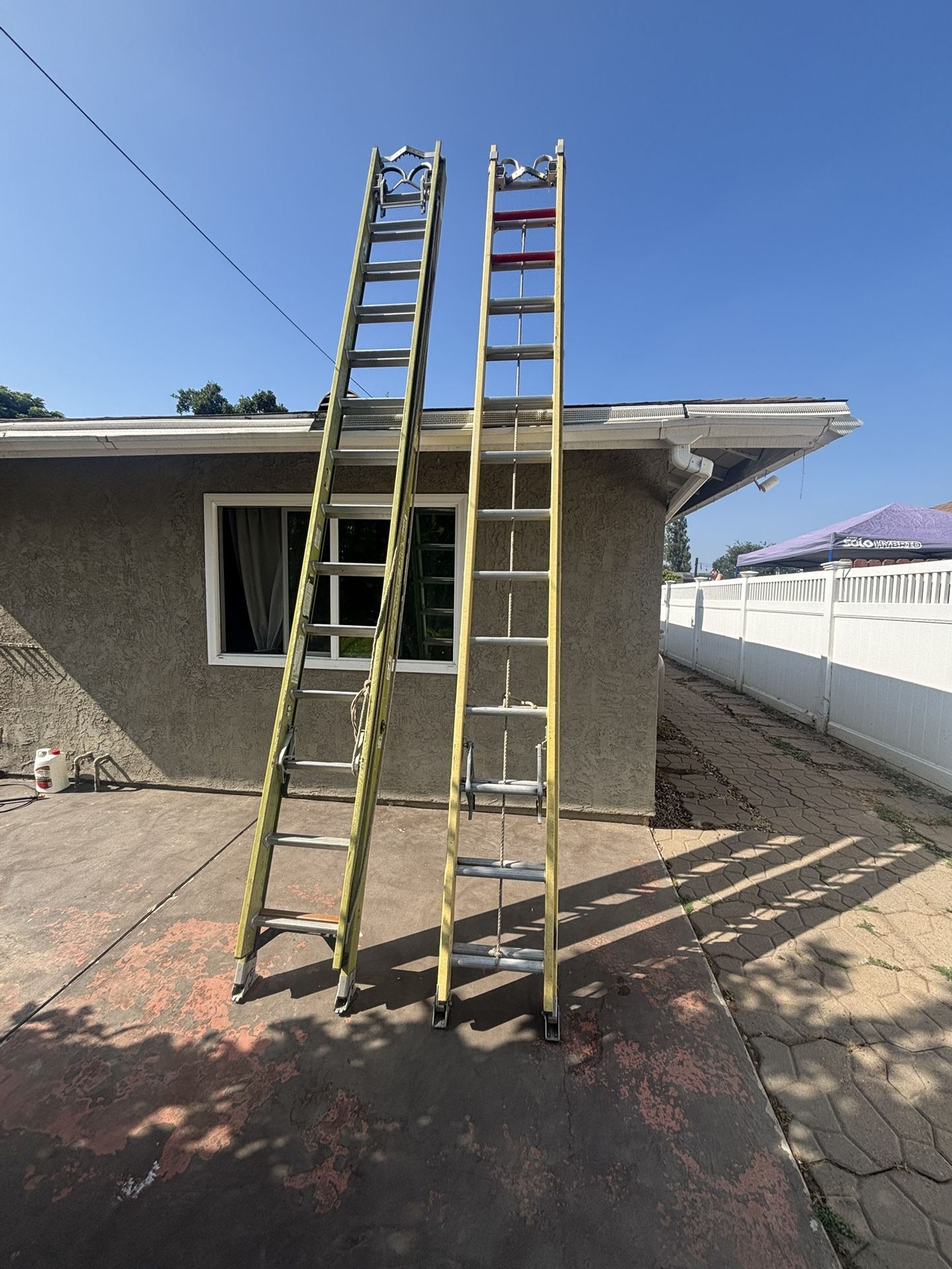 28 Ft Ladders