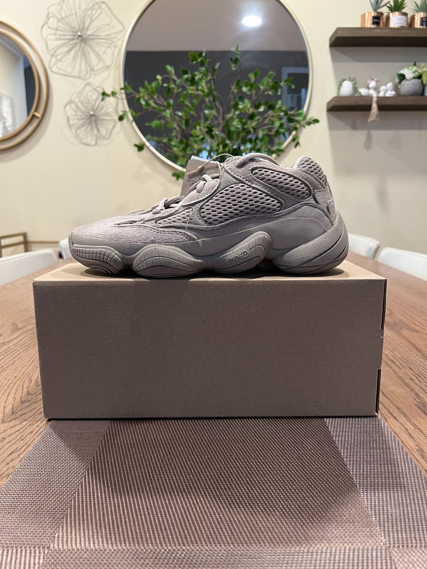 Adidas Yeezy Boost 500 Taupe Light Size 5