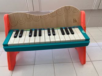 Toy piano