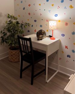White desk