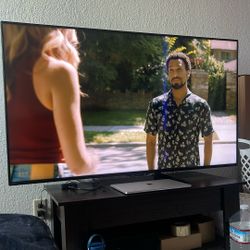 60” SMART TV 