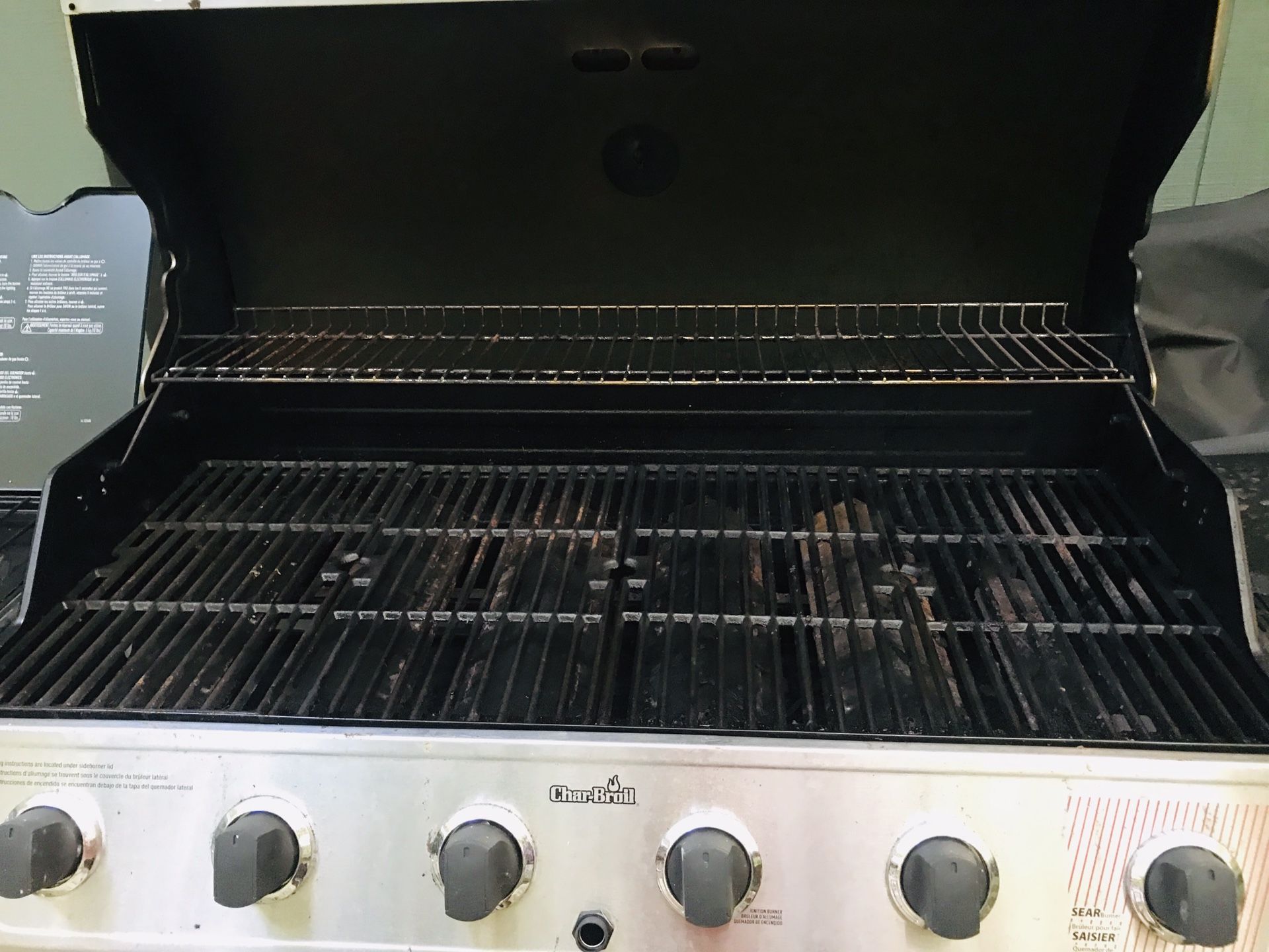 Charbroil Classic 6 Burner + 1 side Flame Large BBQ Grill for Sale in Brookfield, CT OfferUp