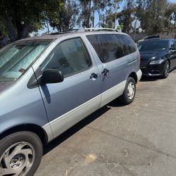2000 Toyota Sienna – $2,000 OBO (Cash Only)