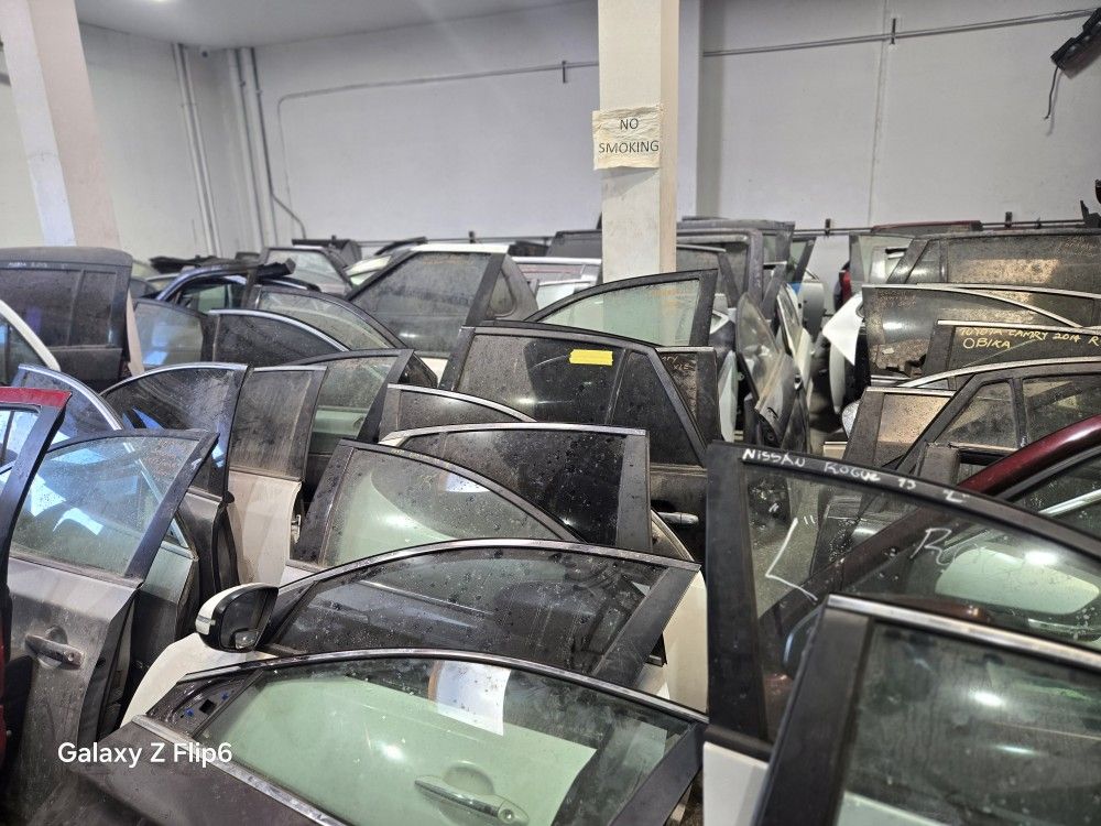 VEHICLES DOORS AND TRUNK
