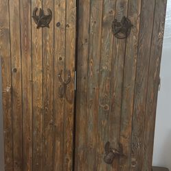 Rustic Wood Cabinet w/ Western Star Horseshoe Handles