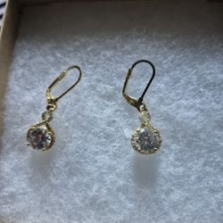  BEAUTIFUL  ORIGINAL PRICE $48.59 NEW 