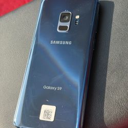 Samsung Galaxy S9  , Factory Unlocked,  Excellent Condition  Like New 
