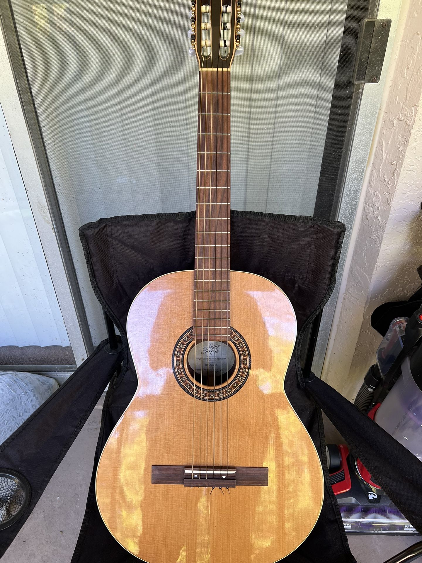 LaPetrie By Godin