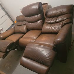 La-Z-Boy Brown Leather Recliner Couch